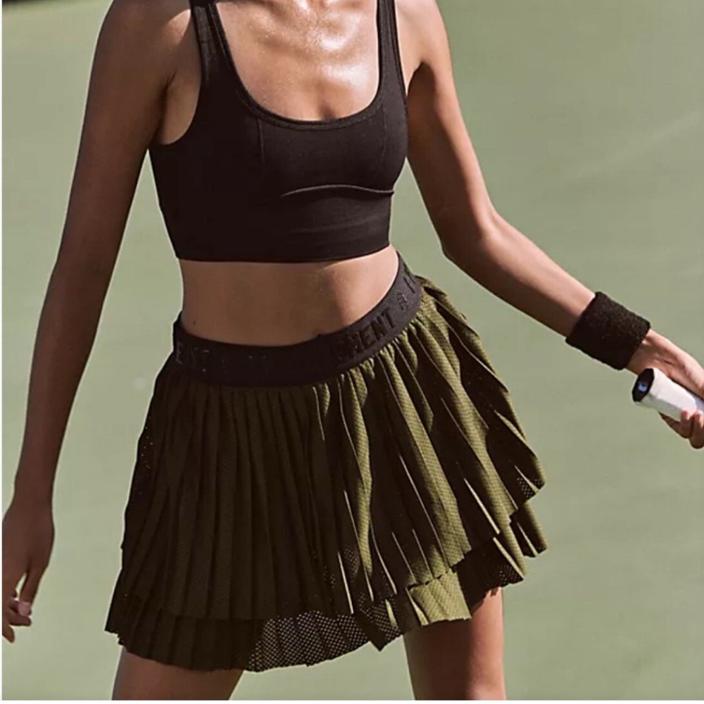 Free People FP Movement on Deck Pleated Skirt in Olive Green size Small
